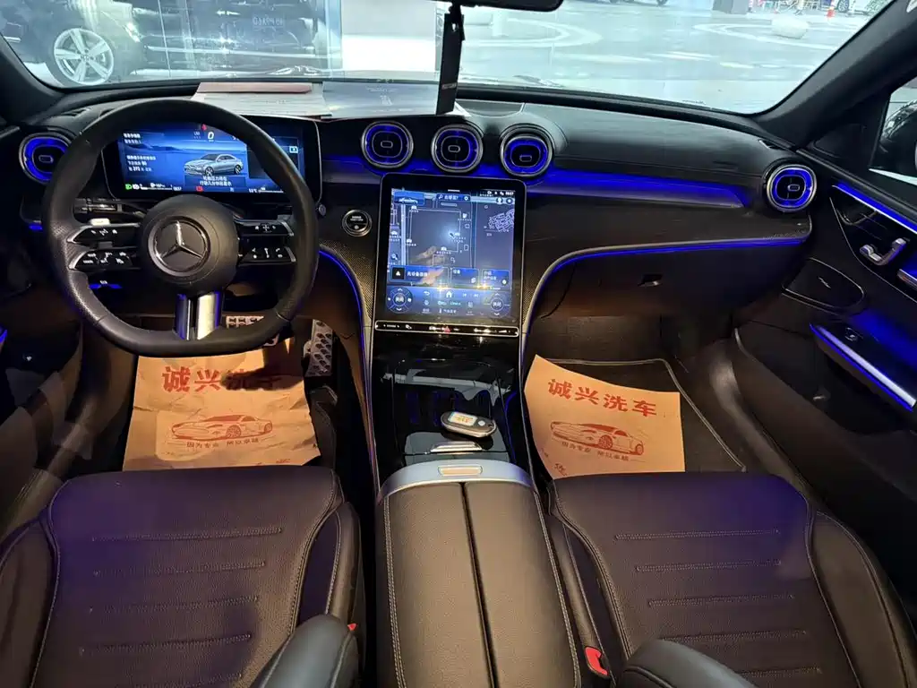 Mercedes-Benz C-Class 2023 — фото 4