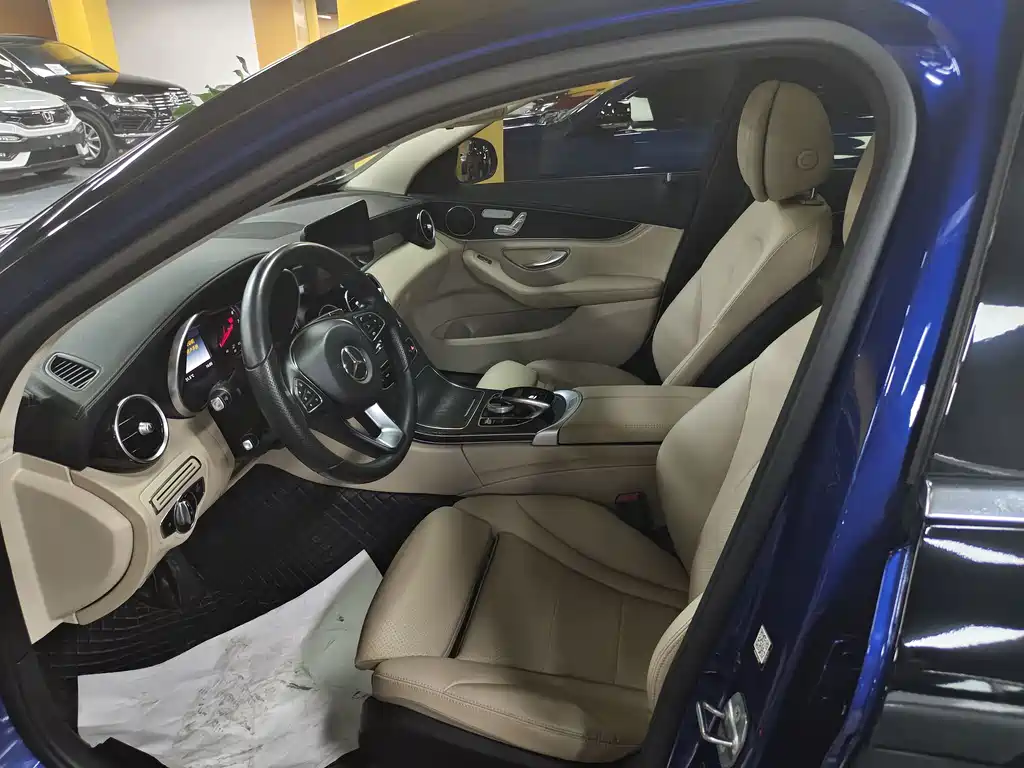Mercedes-Benz C-Class 2017