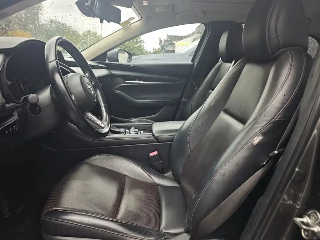 Mazda 3 Axela 2021