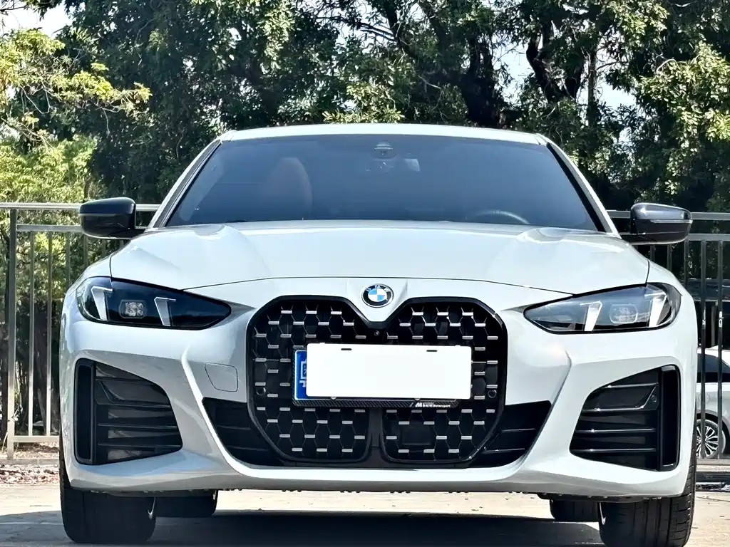 BMW 4 Series 2025 — фото 2