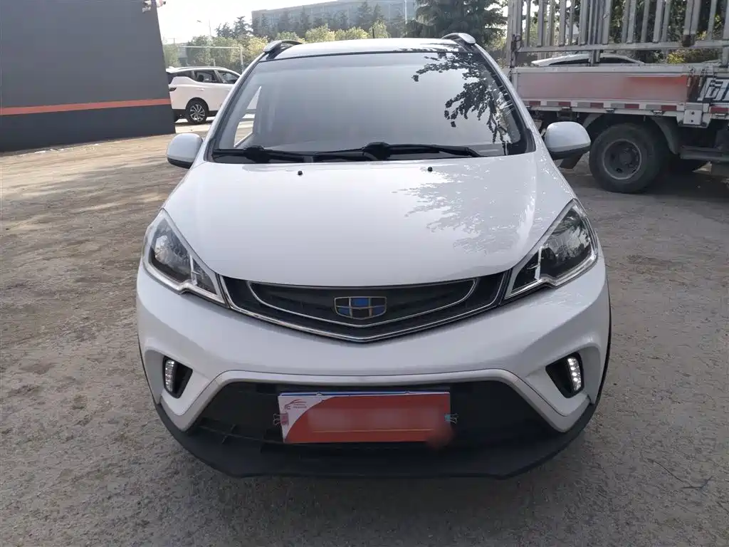 Geely Vision X1 2018 — фото 3