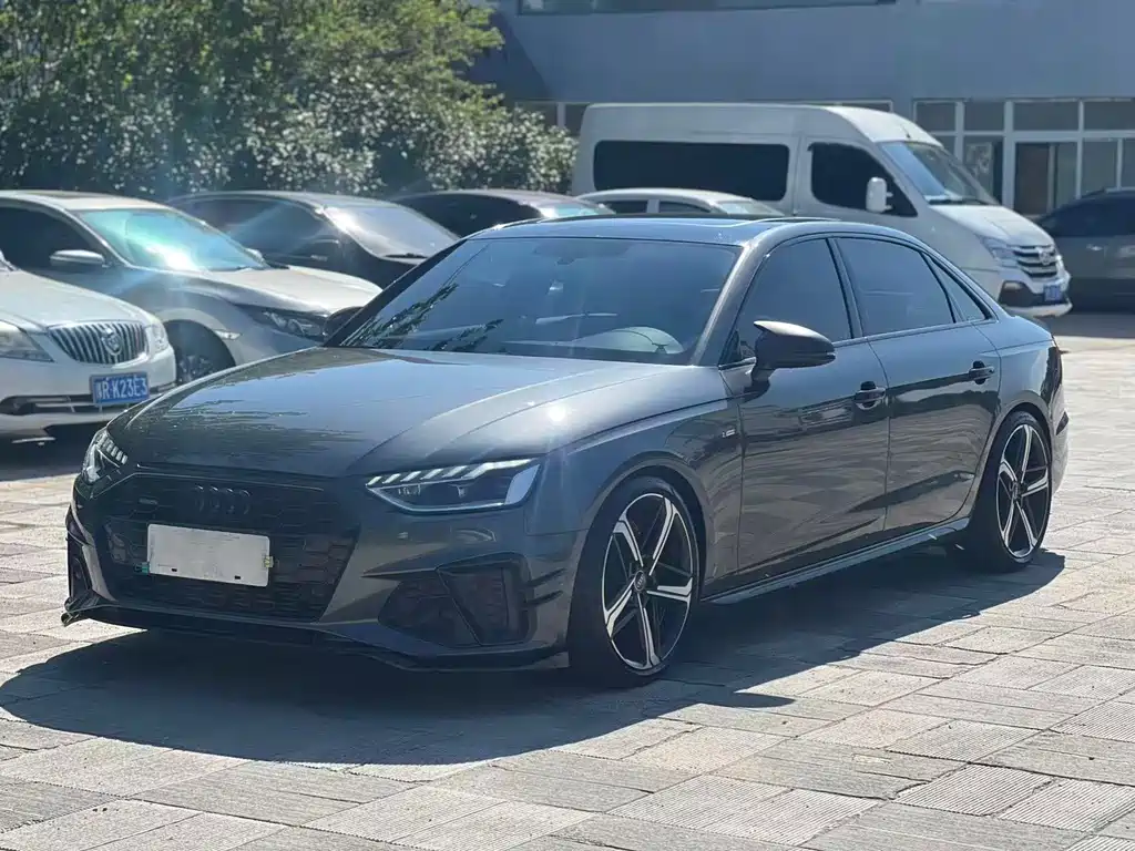 Audi A4L 2025