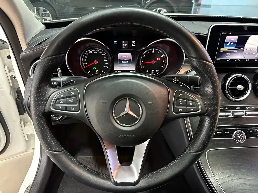 Mercedes-Benz C-Class 2018 — фото 9