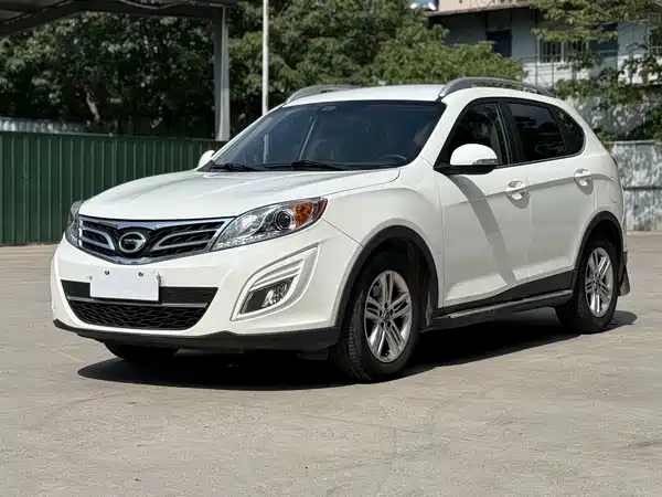 GAC Trumpchi GS5 2014
