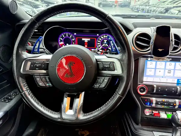 Ford Mustang 2020