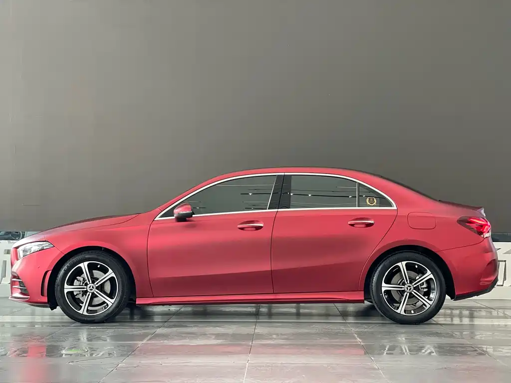 Mercedes-Benz A-Class 2022 — фото 5