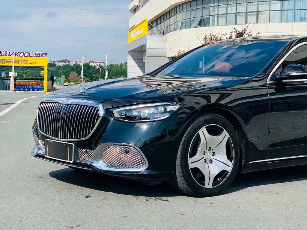 Mercedes-Benz Maybach S-Class 2023