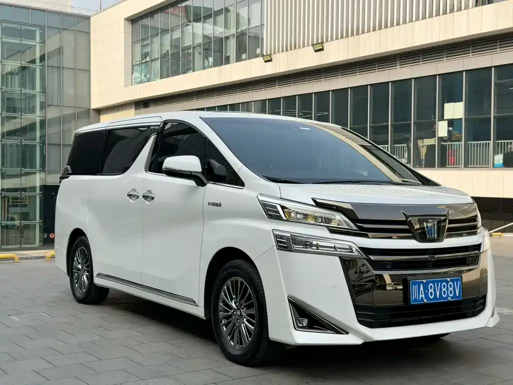 Toyota Vellfire 2023 — фото 3