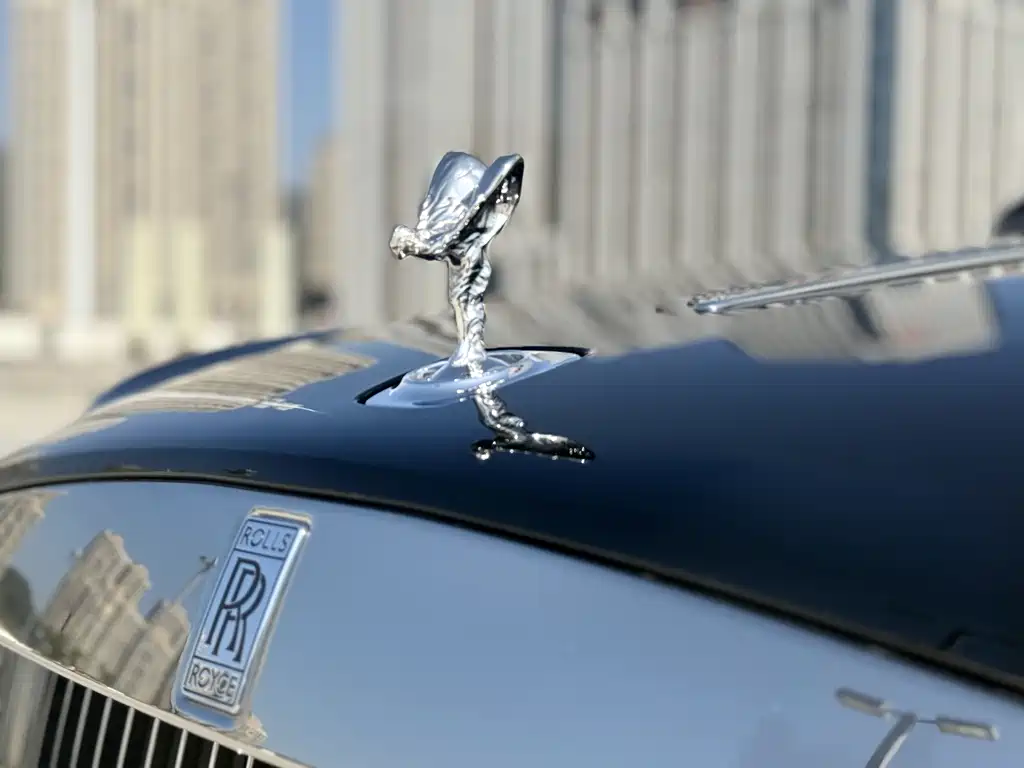 Rolls-Royce Ghost 2018 — фото 15