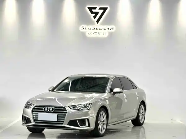 Audi A4L 2019