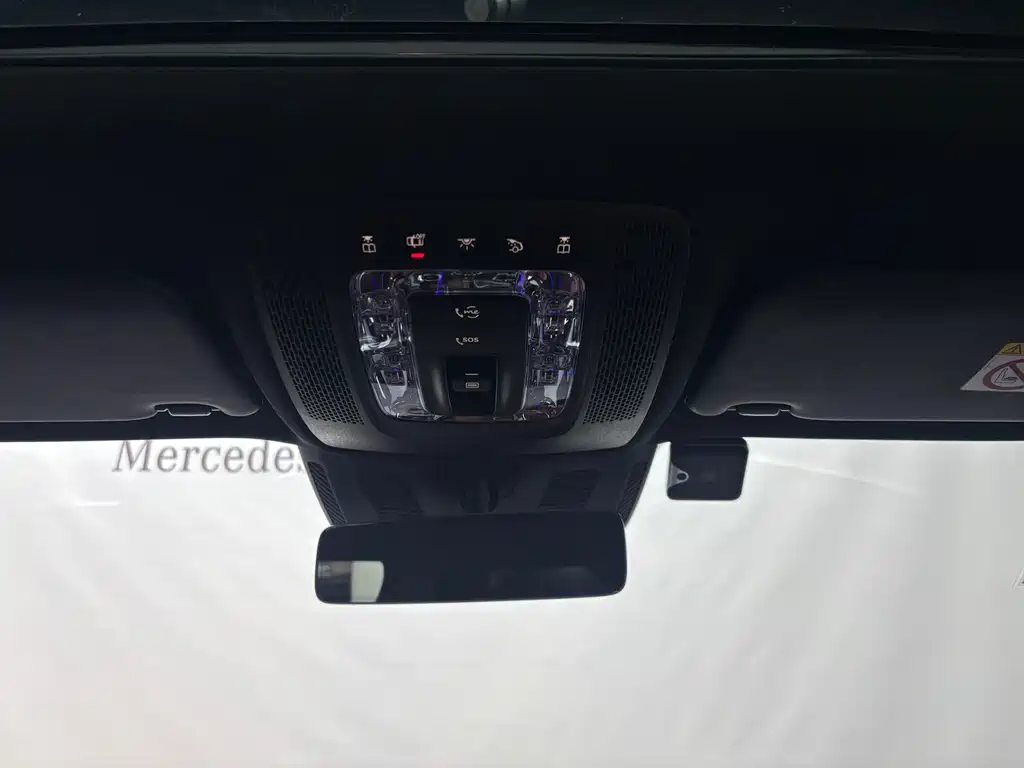 Mercedes-Benz GLB AMG 2023 — фото 12