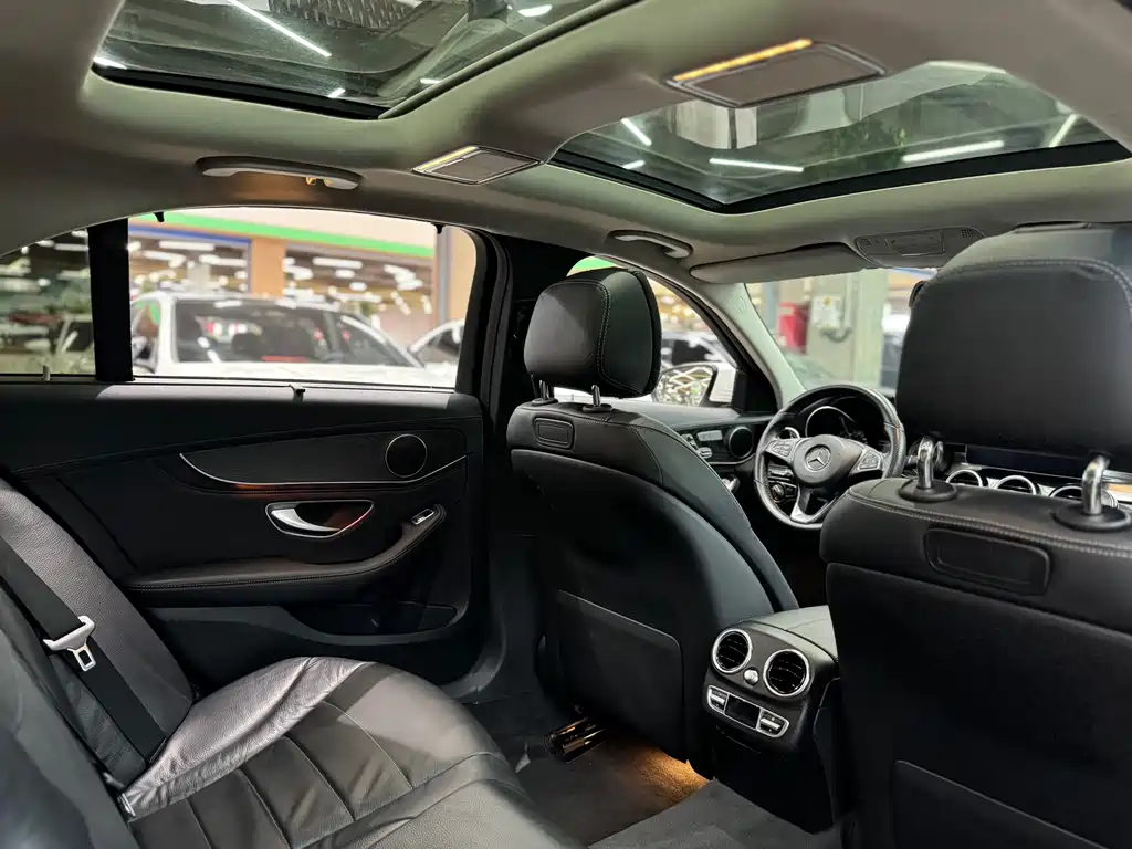 Mercedes-Benz C-Class 2016 — фото 27