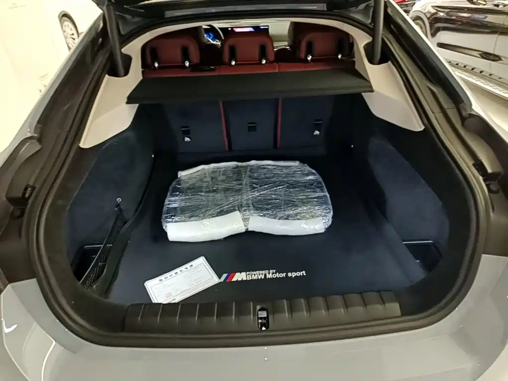 BMW 4 Series 2023 — фото 19