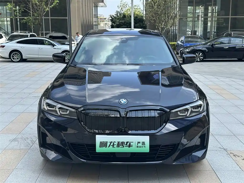 BMW i3 2024 — фото 2