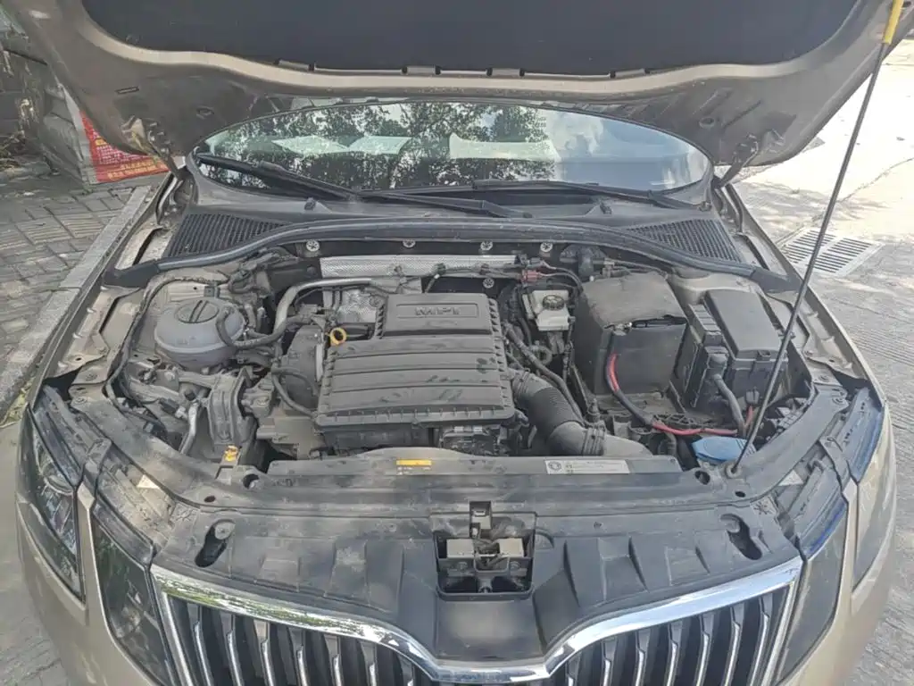 Skoda Octavia 2018 — фото 20