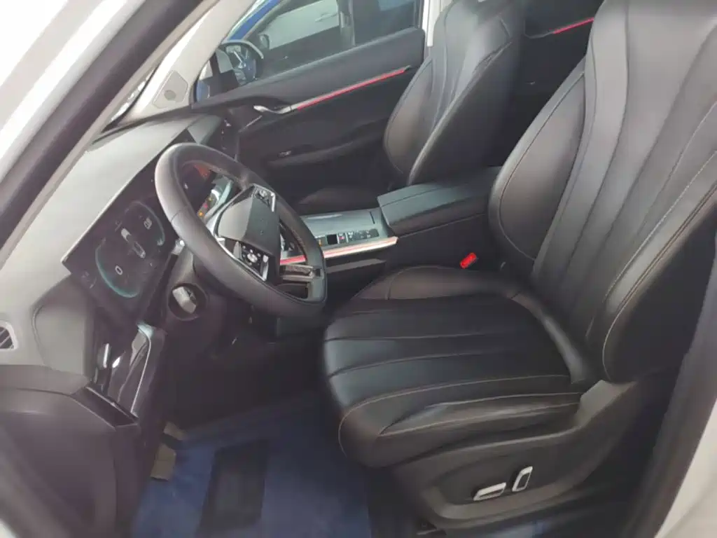 Roewe RX5 MAX 2023 — фото 15