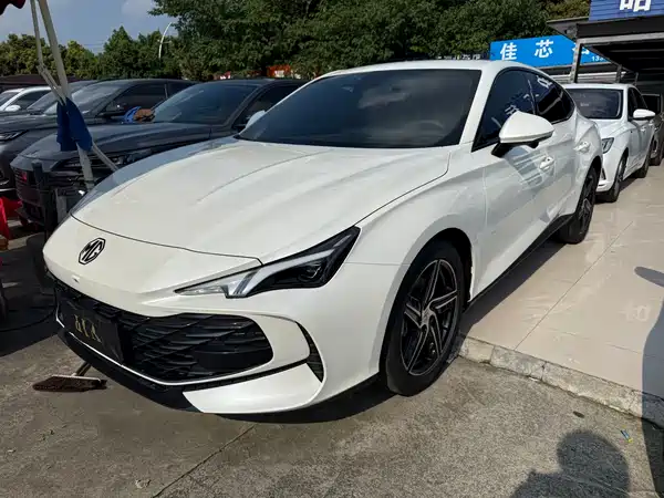 MG MG7 2025