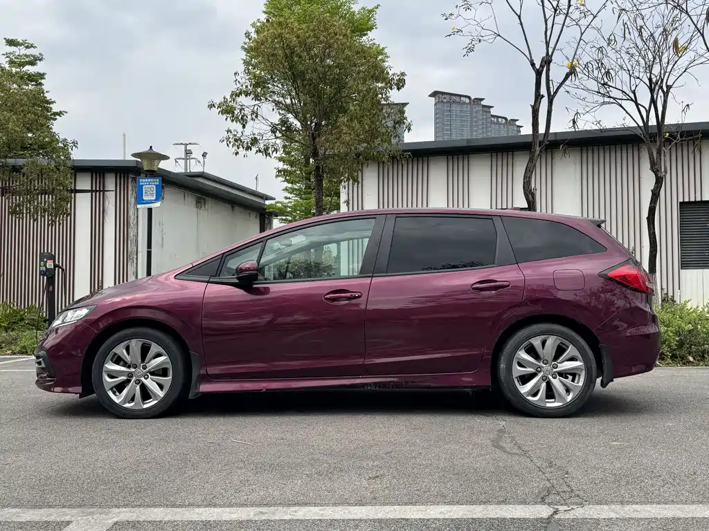 Honda Jade 2017 — фото 15