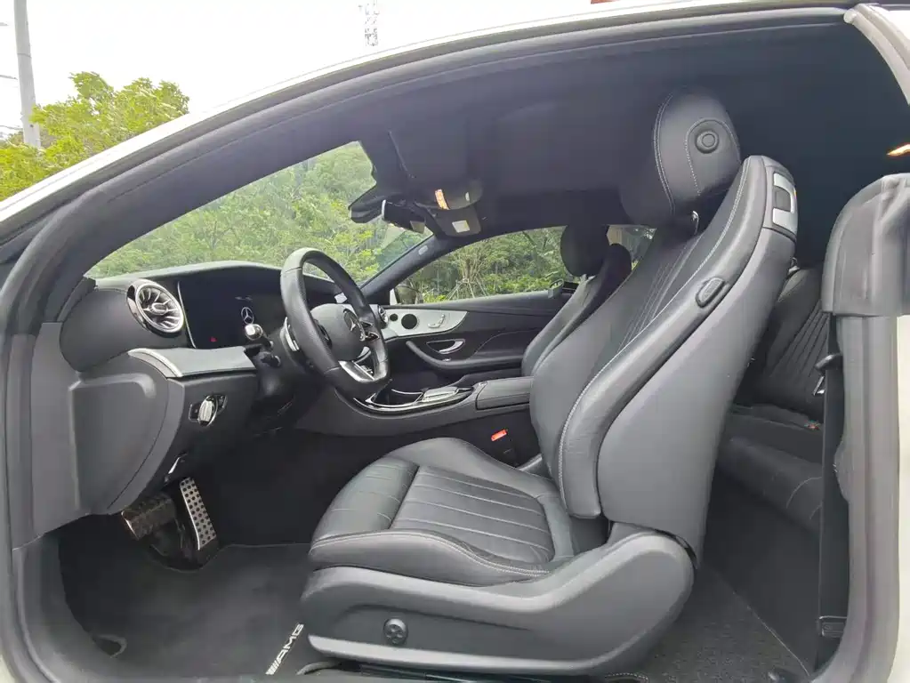 Mercedes-Benz E-Class 2021 — фото 15