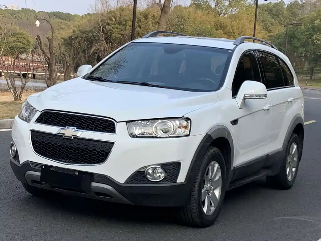 Chevrolet Captiva 2014 — фото 11