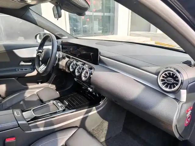 Mercedes-Benz A-Class AMG 2025 — фото 26