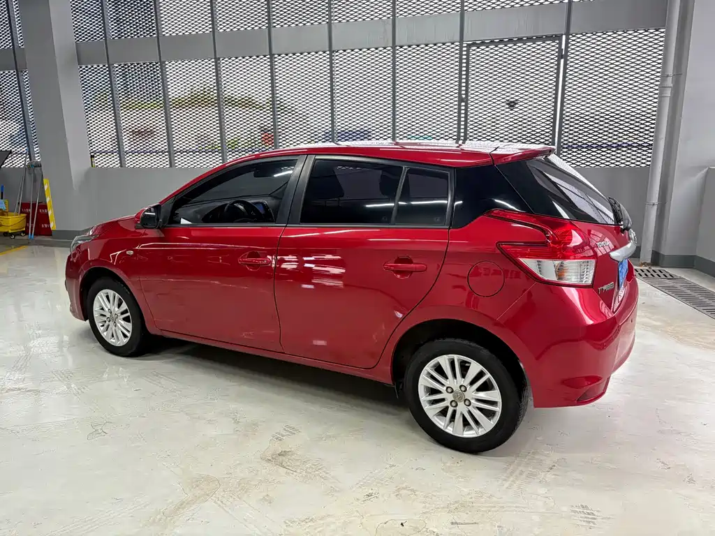Toyota Yaris L 2016