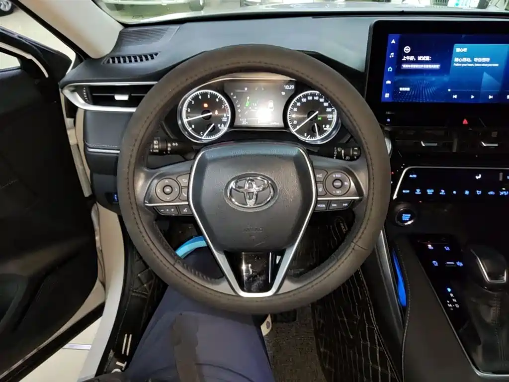 Toyota Harrier 2022 — фото 11