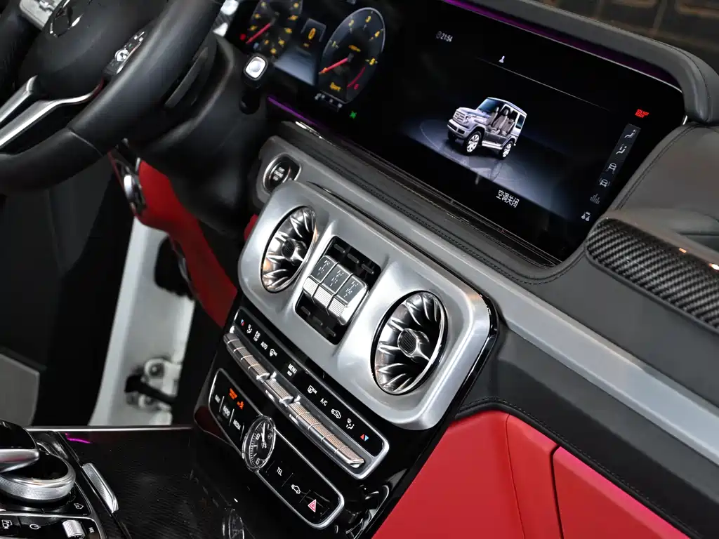 Mercedes-Benz G-Class 2019 — фото 24