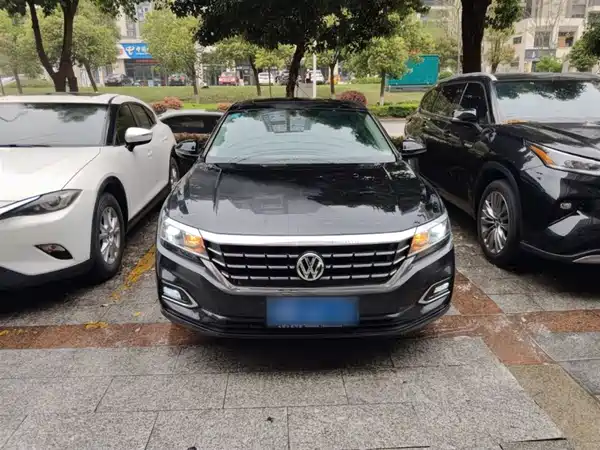 Volkswagen Passat 2019