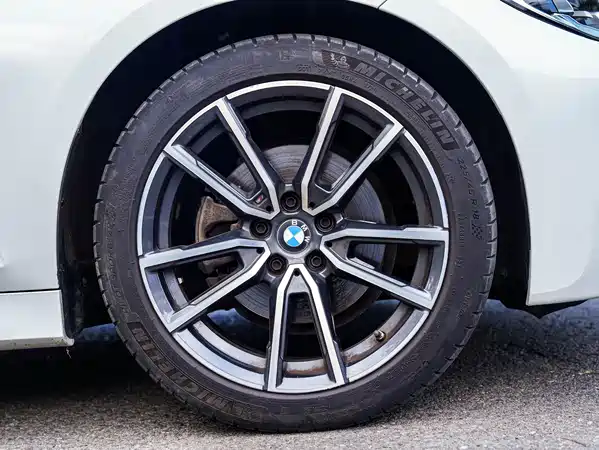 BMW 3 Series 2022