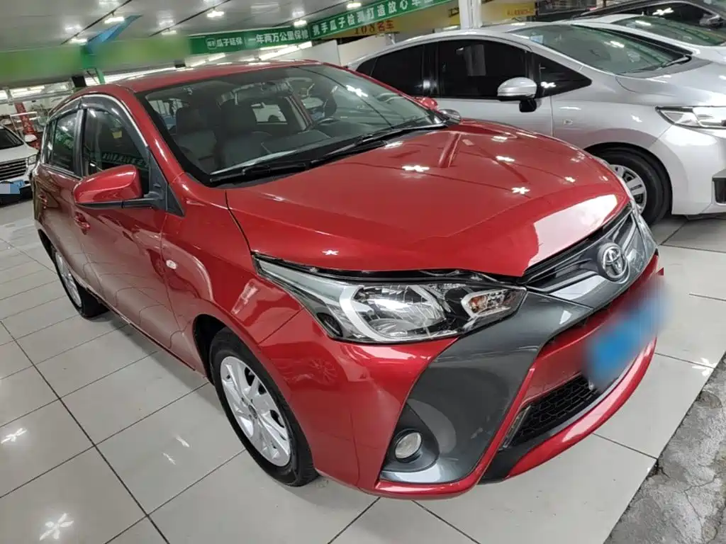 Toyota Yaris L 2017 — фото 4