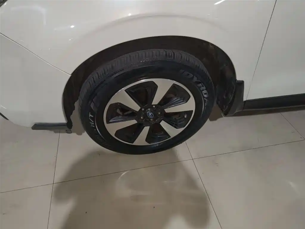 Subaru Forester 2017 — фото 23