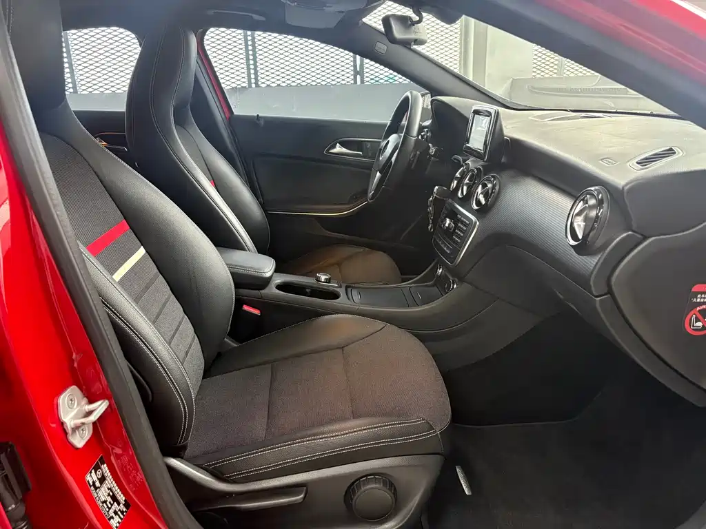Mercedes-Benz A-Class 2013 — фото 5