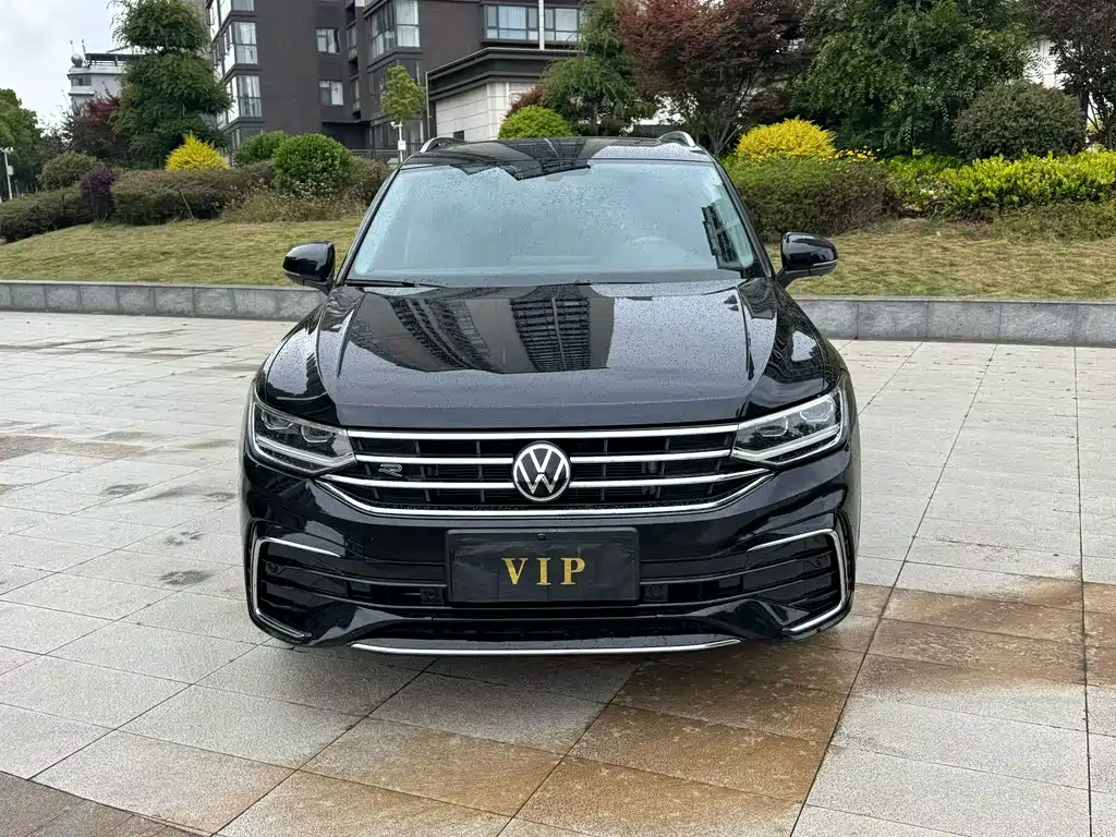 Volkswagen Tiguan L 2024