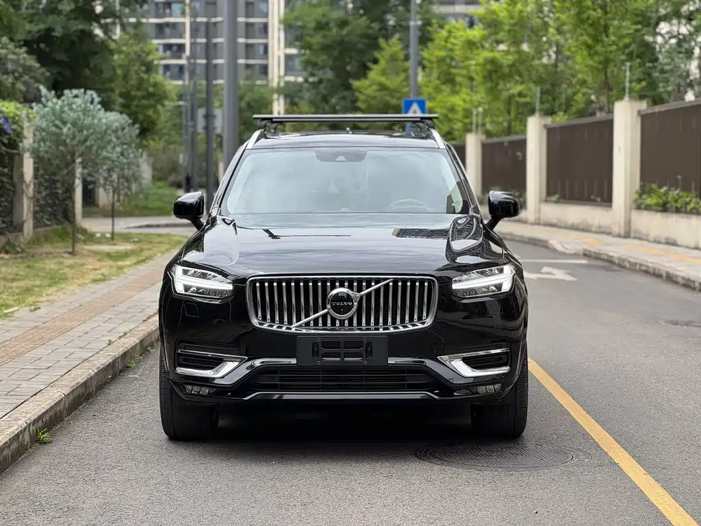 Volvo XC90 2022 — фото 2