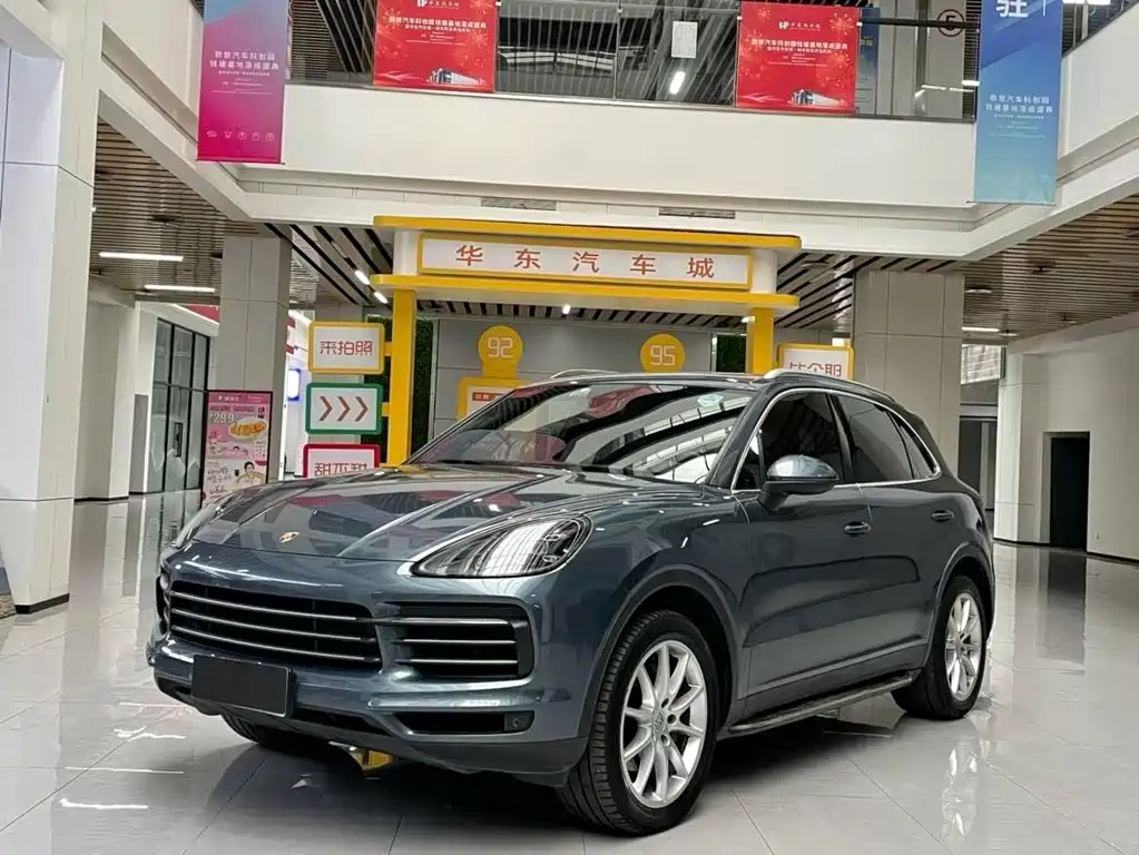 Porsche Cayenne 2018 — фото 1