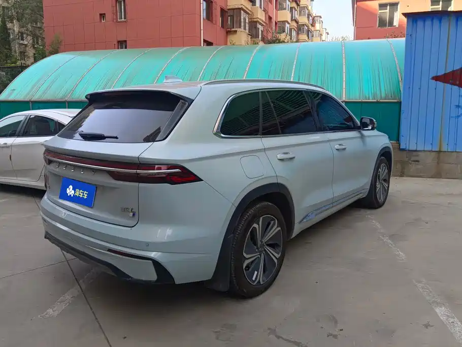 Geely Xingyue L 2022 — фото 3