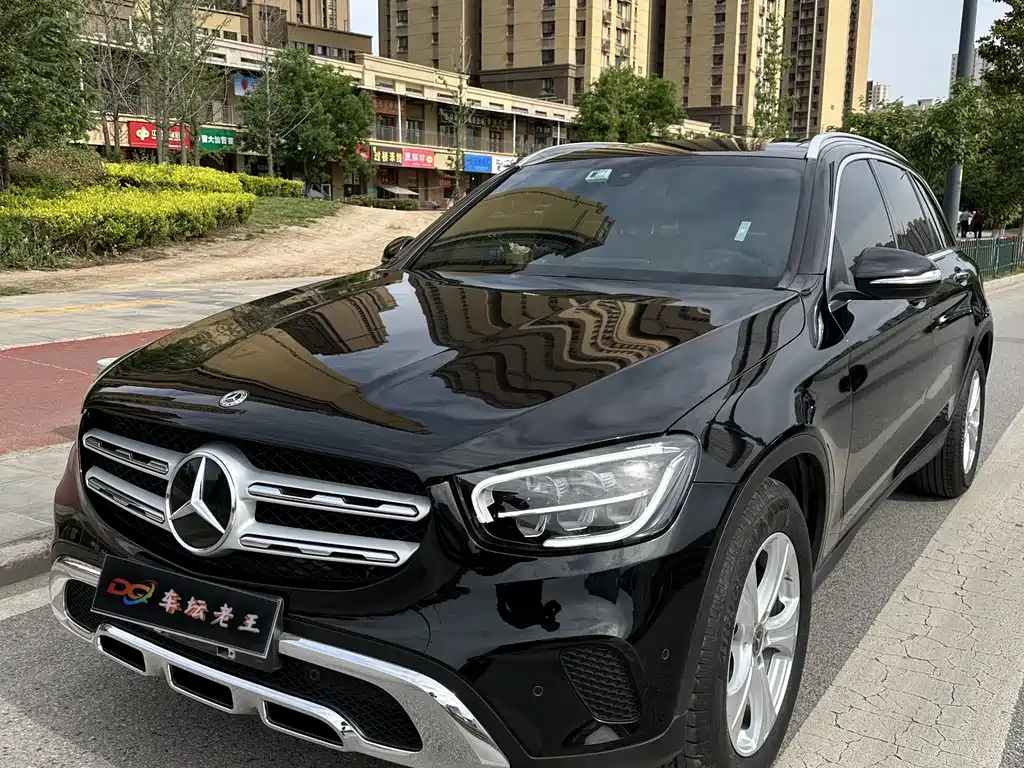 Mercedes-Benz GLC 2020 — фото 1