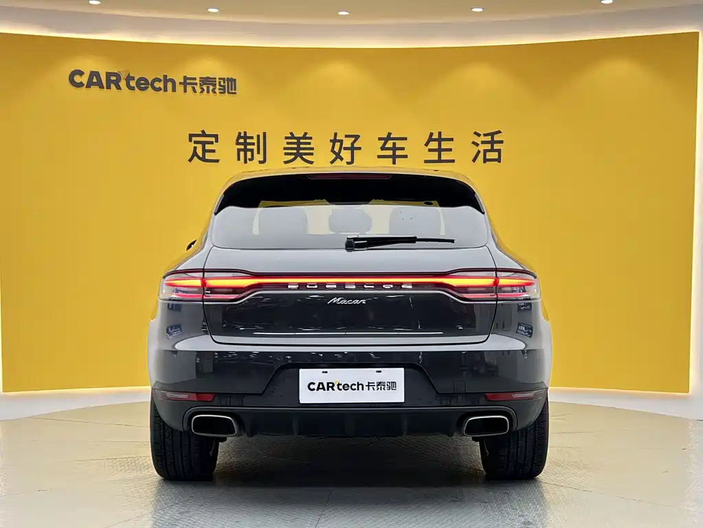 Porsche Macan 2019 — фото 29