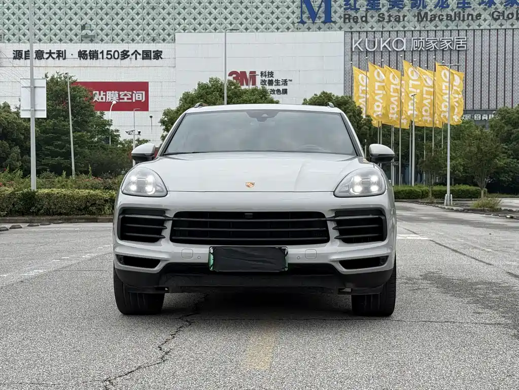 Porsche Cayenne Hybrid 2023 — фото 2