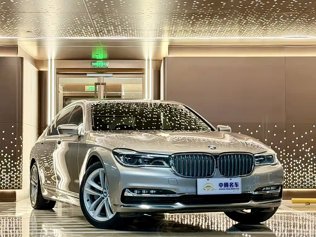 BMW 7 Series 2018 — фото 3