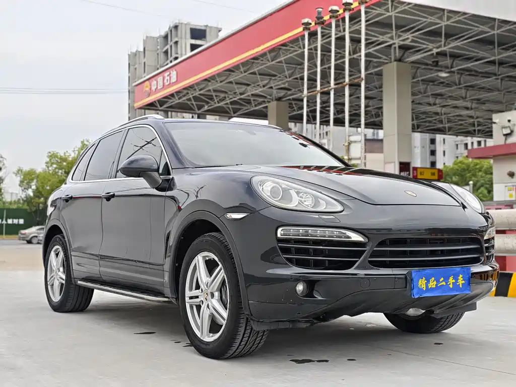 Porsche Cayenne 2013 — фото 3
