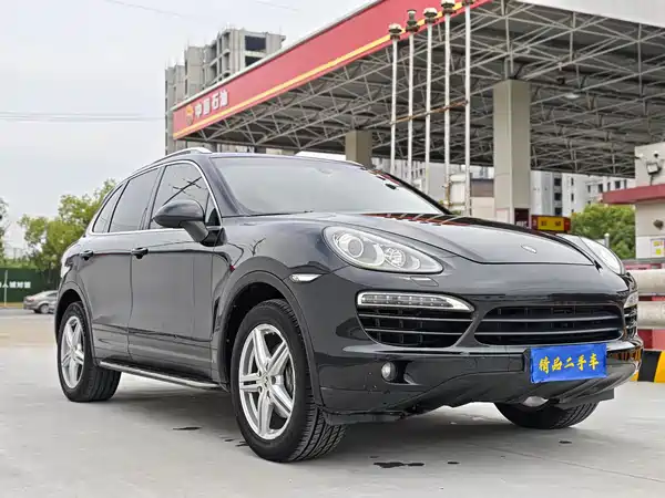 Porsche Cayenne 2011