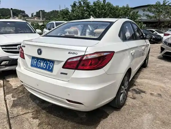 Changan Eado 2015