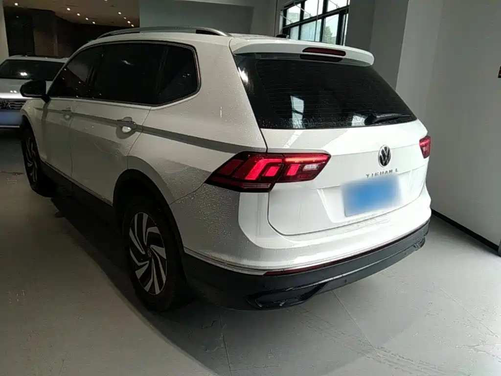Volkswagen Tiguan L 2026
