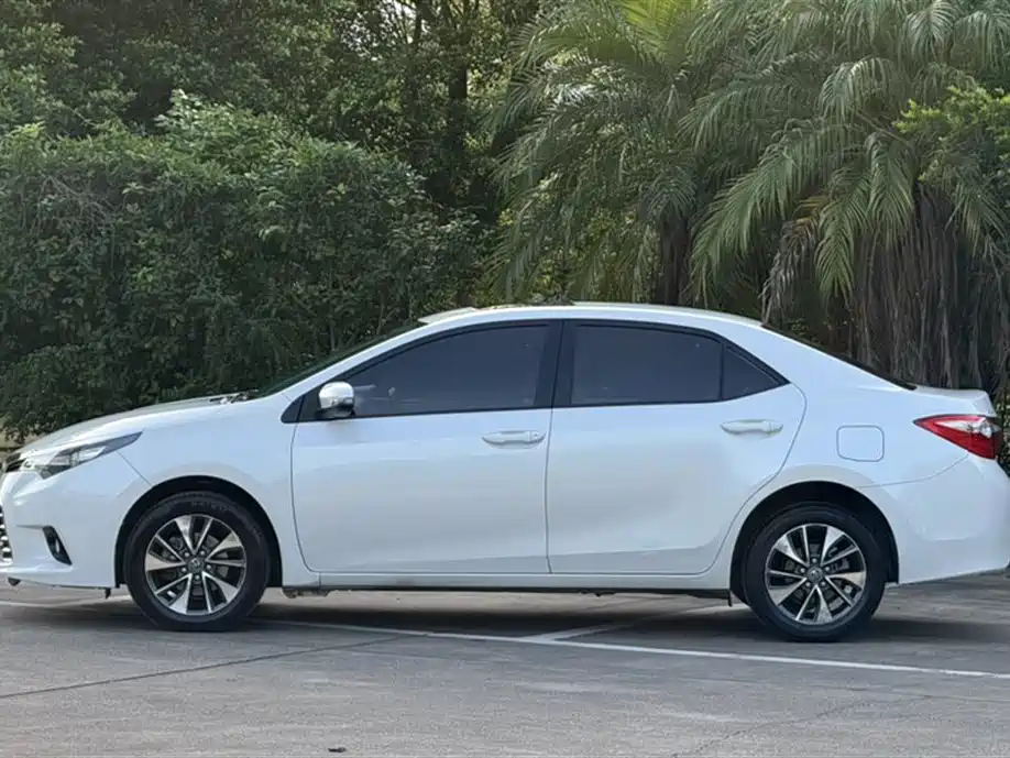 Toyota Levin 2015 — фото 3