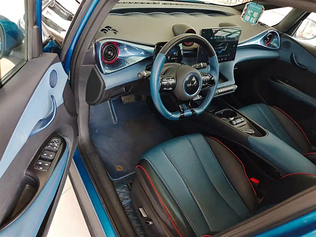 BYD Dolphin 2022 — фото 16