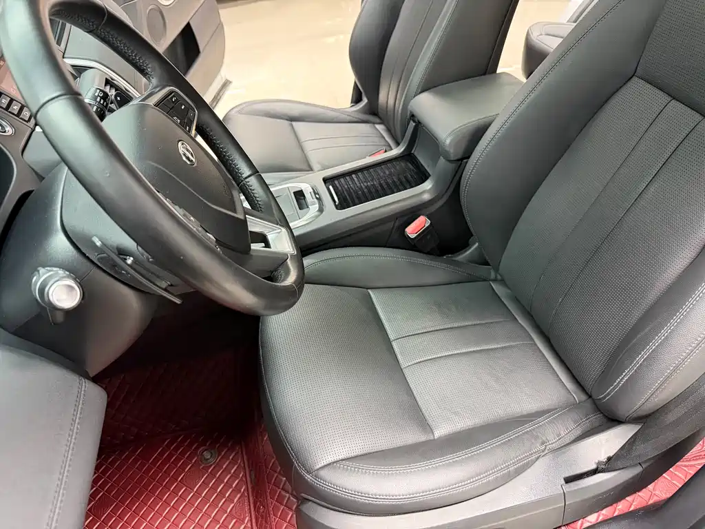 Land Rover Discovery Sport 2019 — фото 12