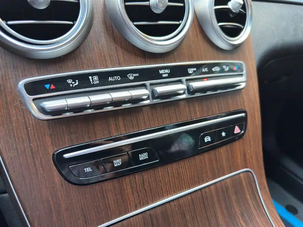 Mercedes-Benz GLC 2021 — фото 28