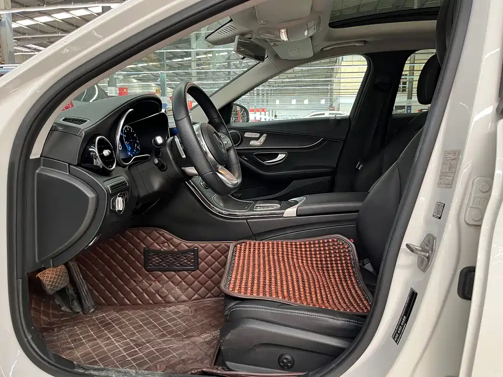 Mercedes-Benz C-Class 2019